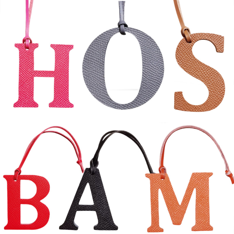 Monogram Keychain Leather - Porte-clés de luxe en cuir naturel