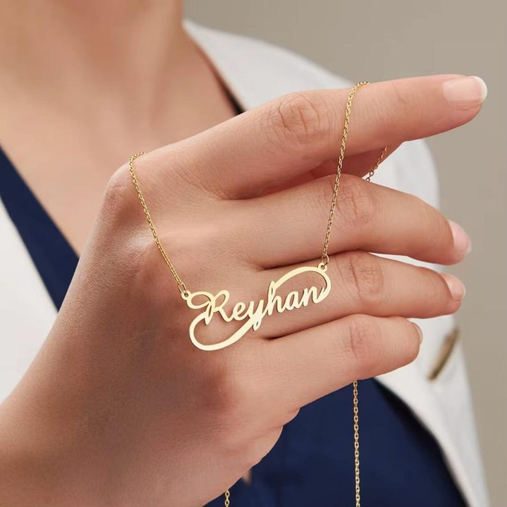 Collier personnalisé avec nom  - Birth Flower Necklace avis et prix